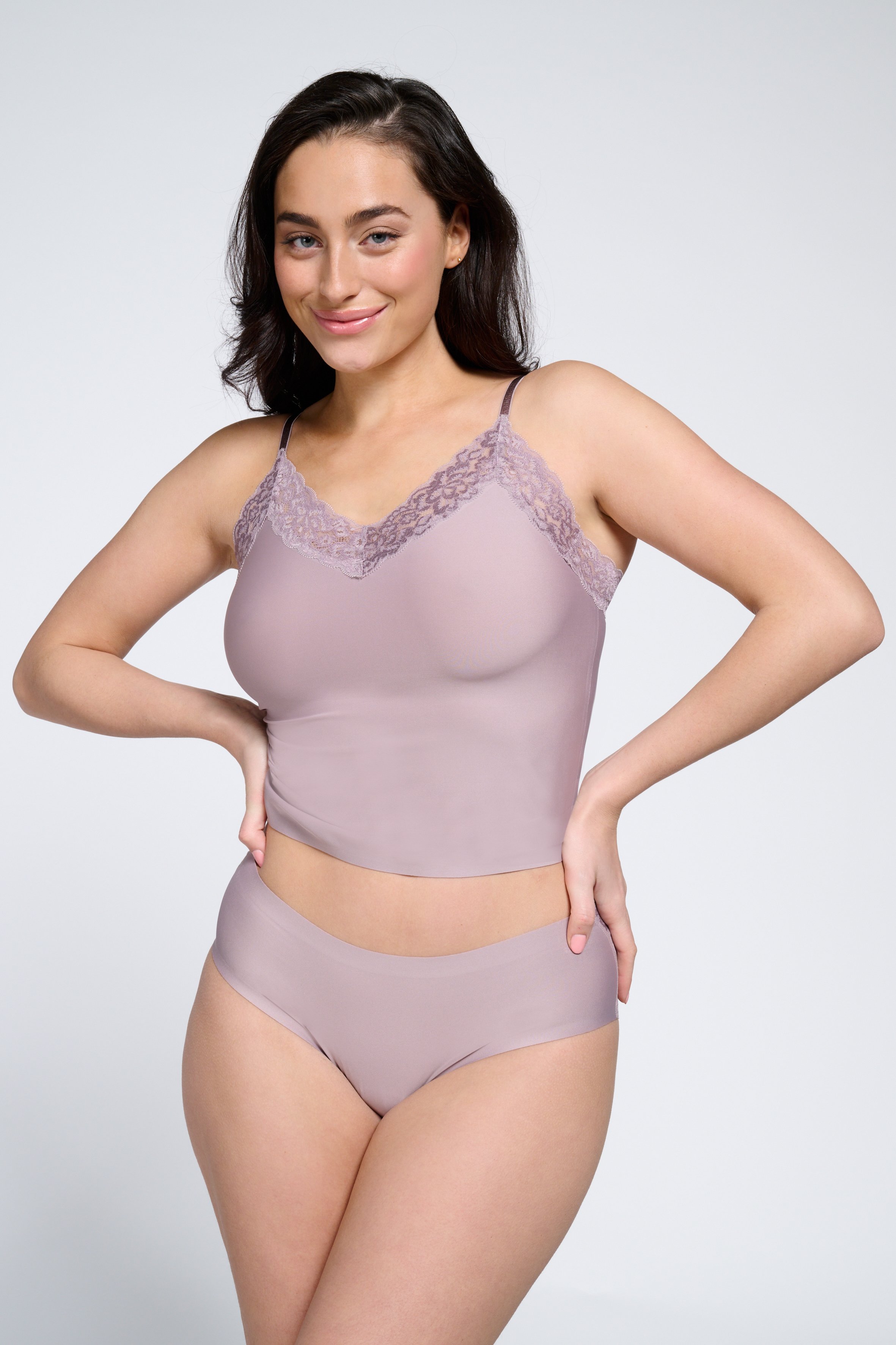 Hipster met kant soft taupe 