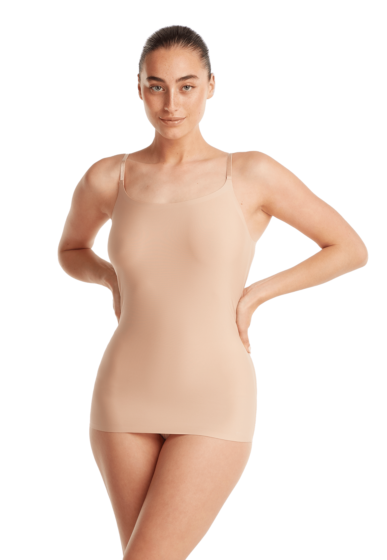 Le Top spaghetti Ten Cate Secrets pour Femmes présente les caractéristiques suivantes : Le top spaghetti Ten Cate Secrets pour femme est un sous-vêtement sans couture, doté de fines bretelles ajustables. Spécifications :  Coupe : ajustée ; sans couture Bretelles : fines, ajustables Couleur : beige Matériels : 88% polyester - 12% élasthanne