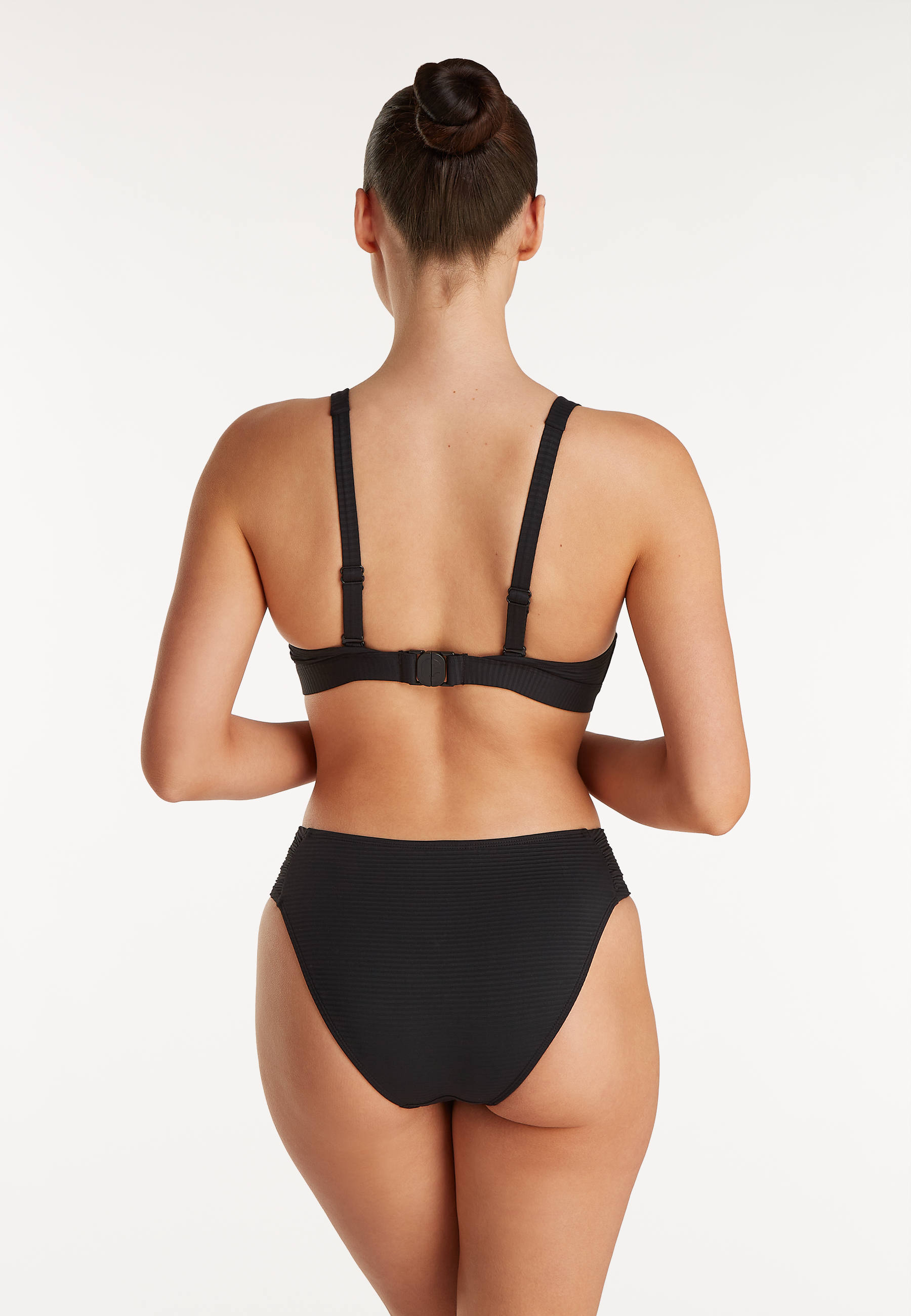 Triangle buckle push-up bikini top zwart 