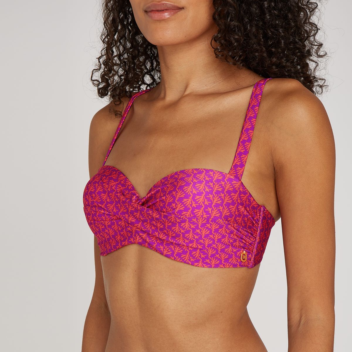 Twisted bikini top coral